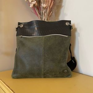 Made in Barrio Recycled Sustainable Bag in Olive/Forrest Green